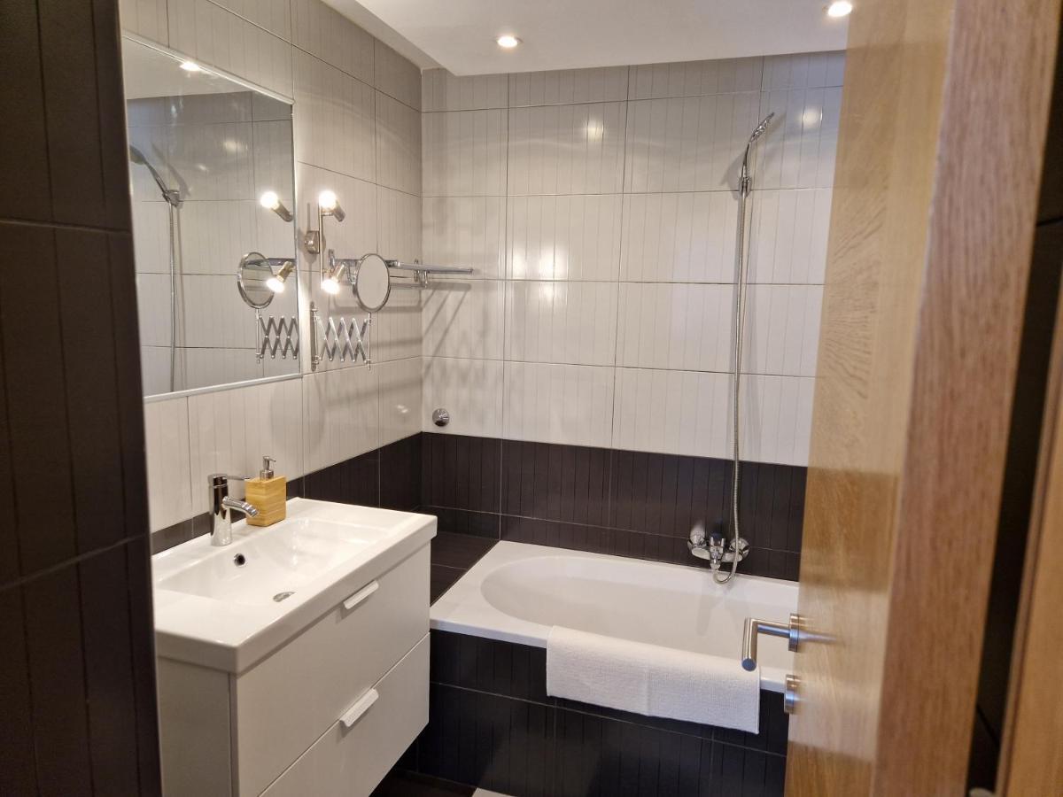 Apartman Jurjevic Krk Town Eksteriør billede